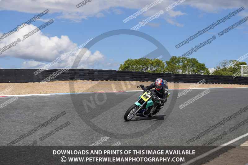 enduro digital images;event digital images;eventdigitalimages;mallory park;mallory park photographs;mallory park trackday;mallory park trackday photographs;no limits trackdays;peter wileman photography;racing digital images;trackday digital images;trackday photos